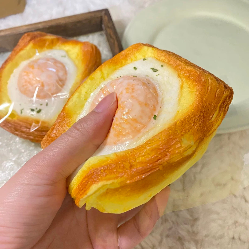 Egg toast squishy