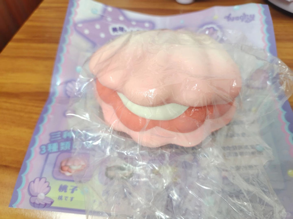 Seashell Macaron