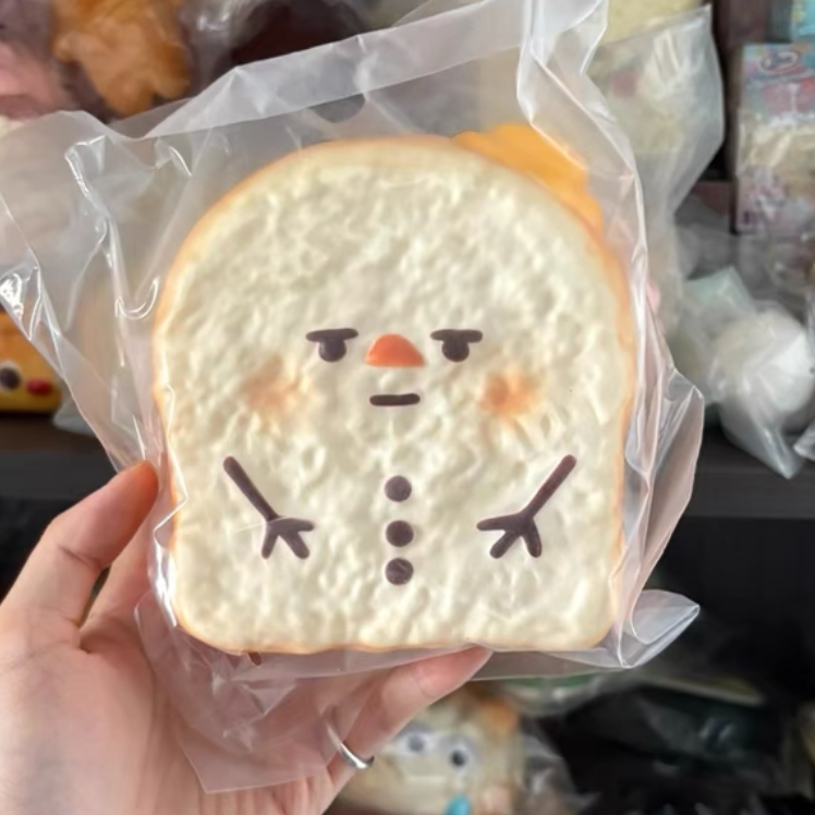 Lisa Snowman Toast Squishy (without box)
