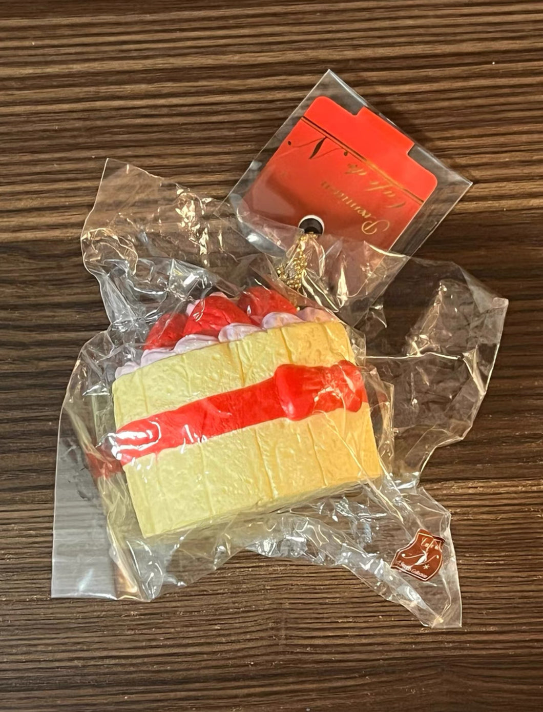 Cafe De N Premium Cake Squishy