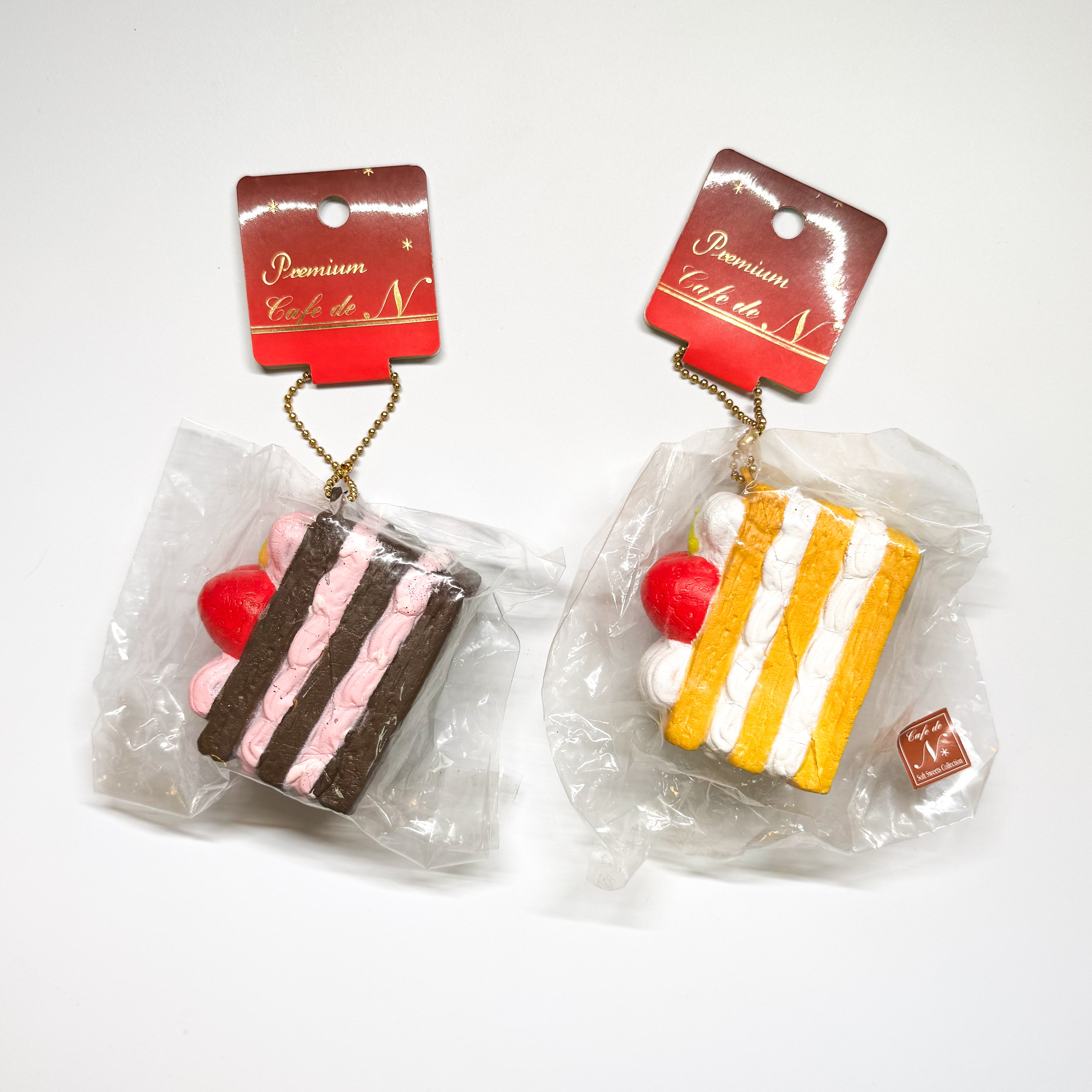 Cafe De N Premium Cake Squishy