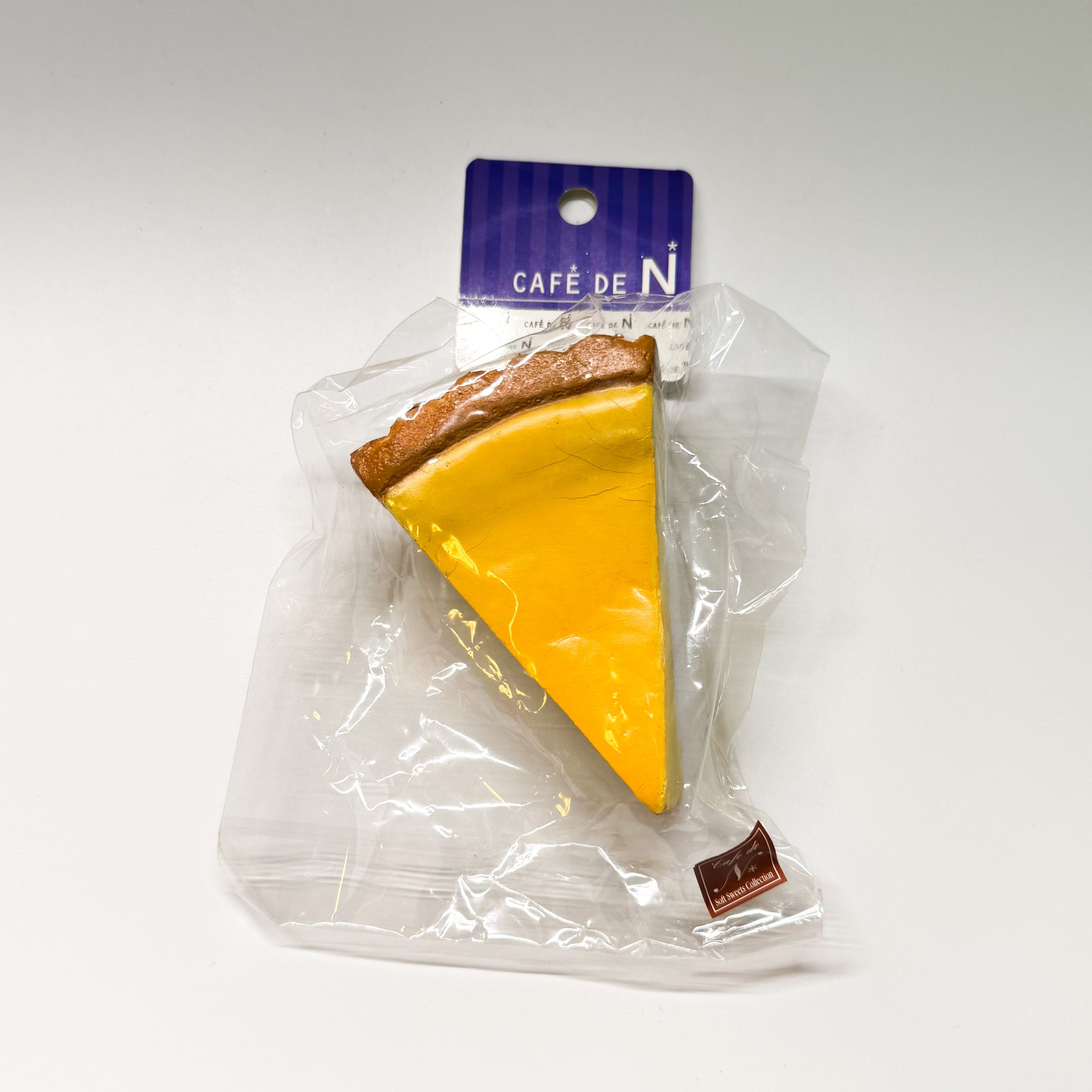 Cafe De N Cheese Cake Squishy