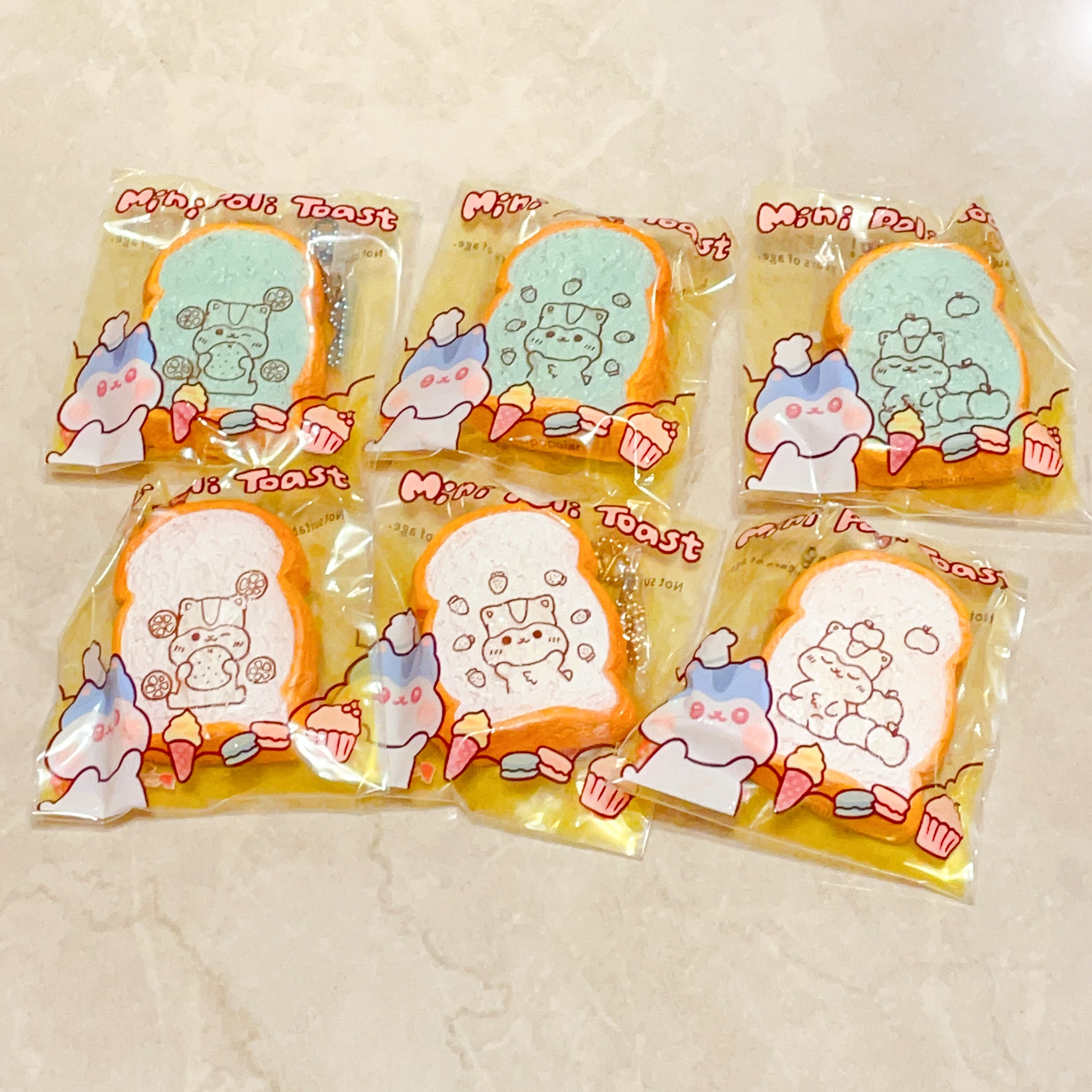 Poli cute mini bread toast squishy