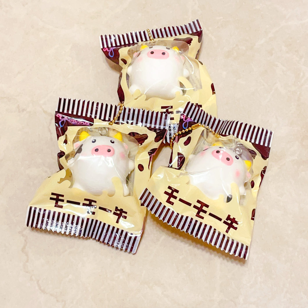 Yumeno Mini Cow Squishy