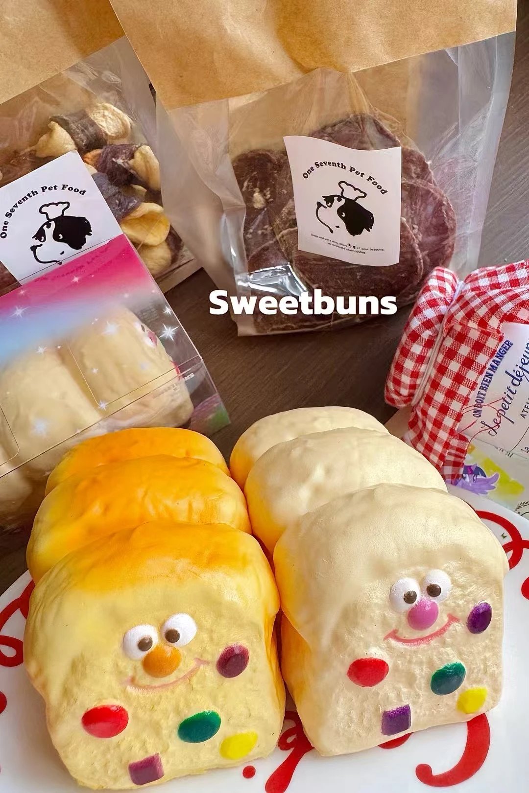 Sweetbuns Gemstone Loaf Squishy