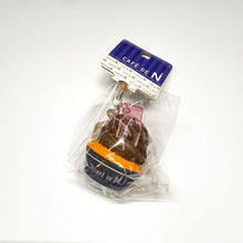 Load image into Gallery viewer, Cafe De N Cupcake Squishy (old version)
