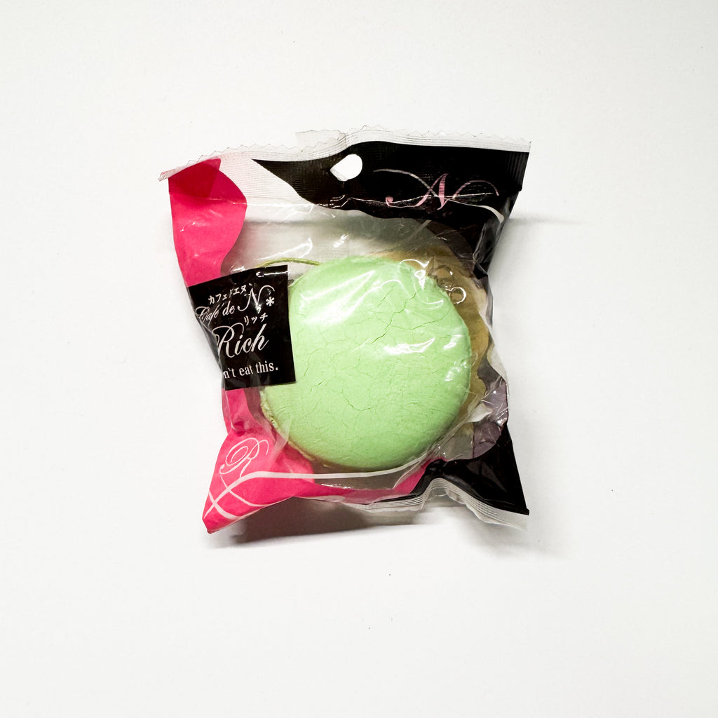 Cafe de N Rich Macaron Squishy