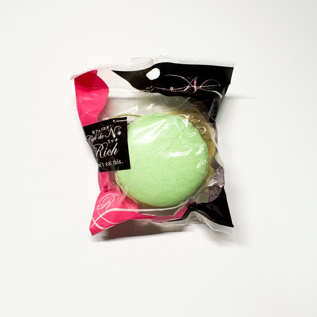 Cafe de N Rich Macaron Squishy