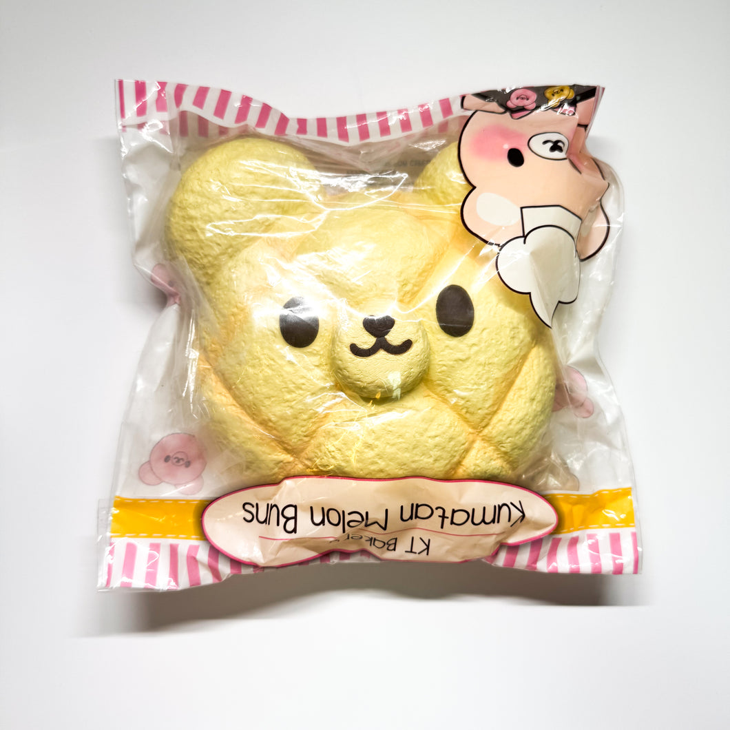 Bunny's Cafe Kumatan melon pan