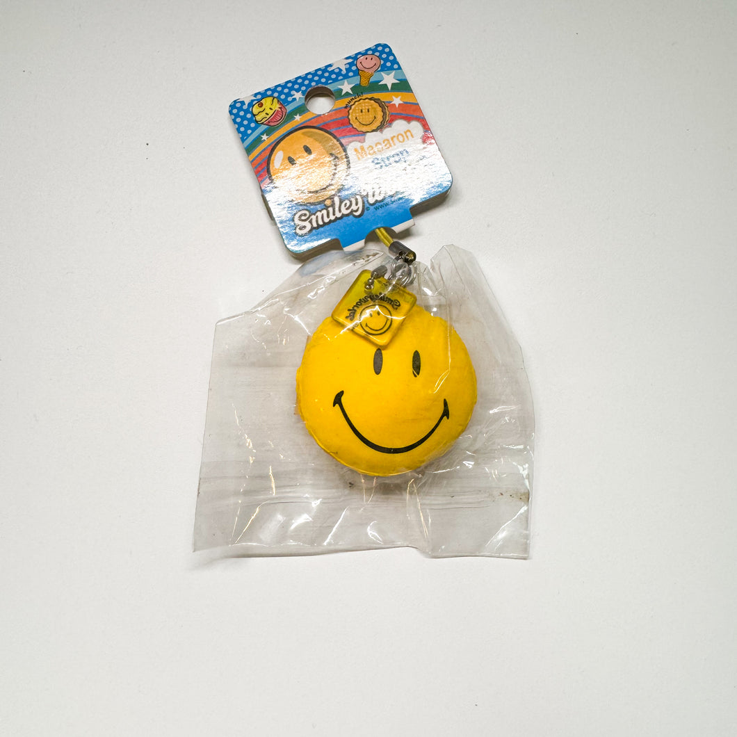 Smiley World Macaroon Squishy (2008)