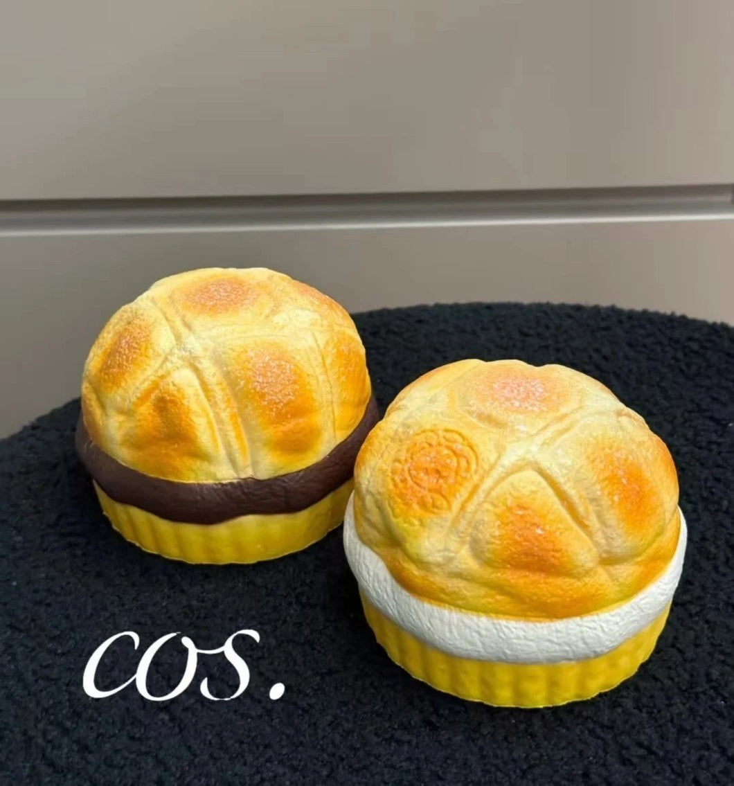 Cos Thick Pineapple Bun