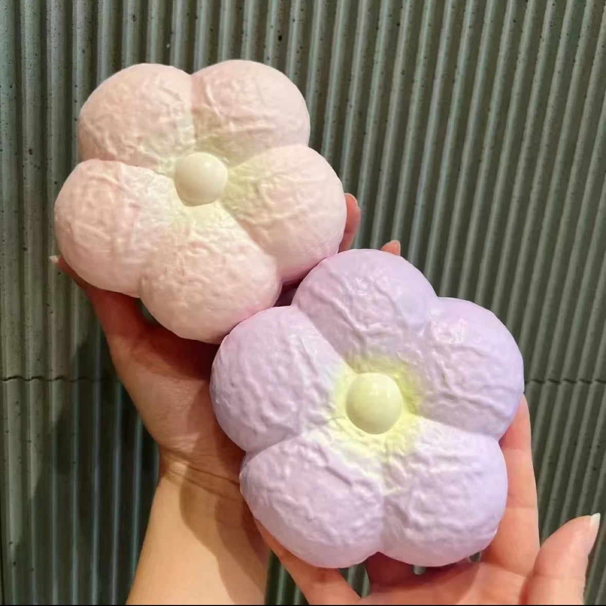 Jumbo Flower Bread