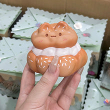 Load image into Gallery viewer, Piaji Cat Cream Puff Squishy
