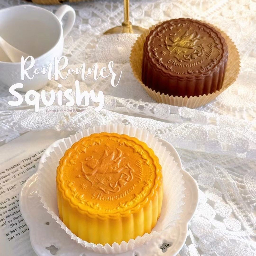 RonRonner Angel Mooncake Squishy (light brown only)