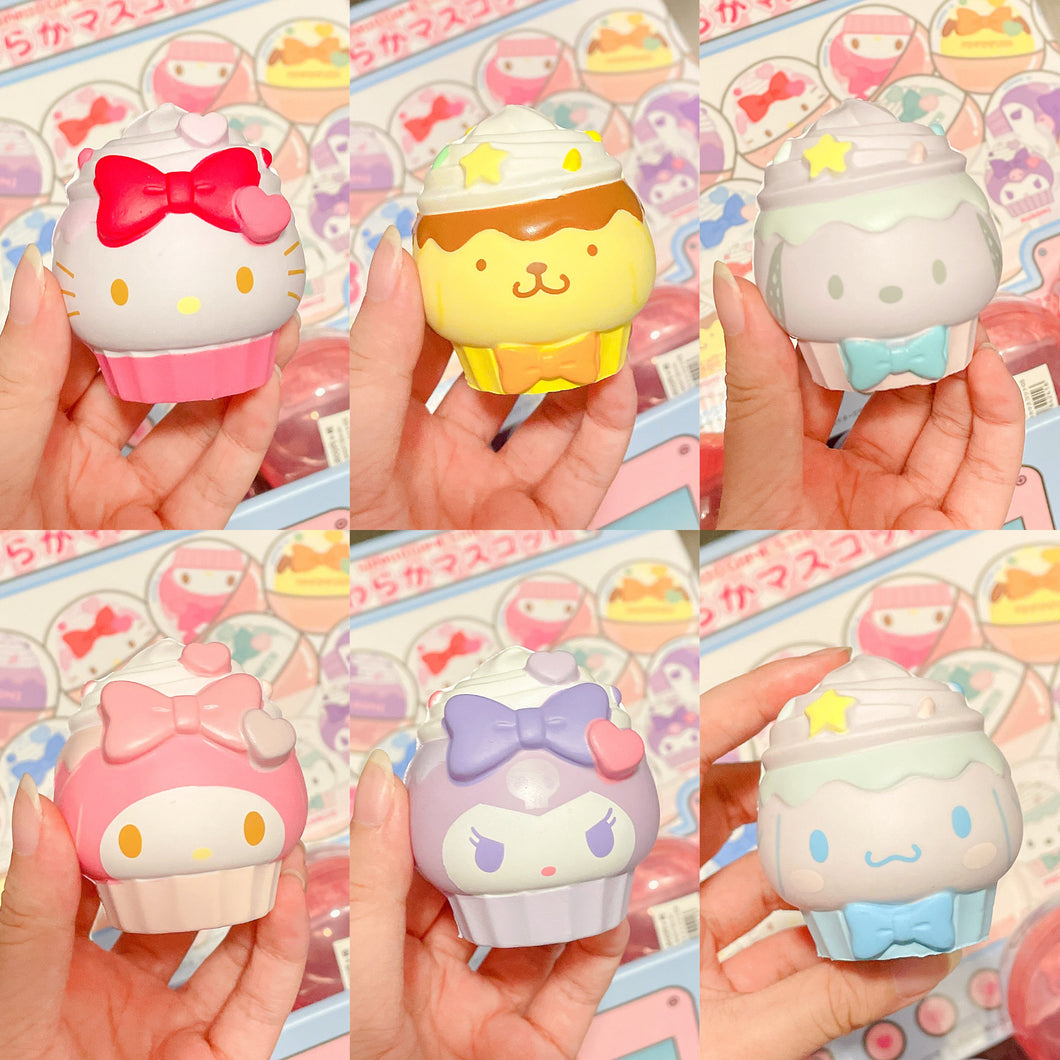 SANRIO CUPCAKE