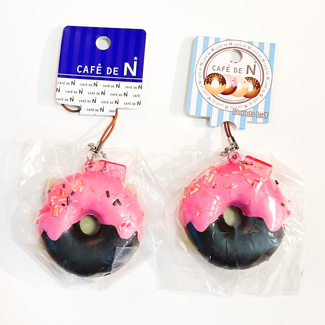 cafe de n donut half squishy