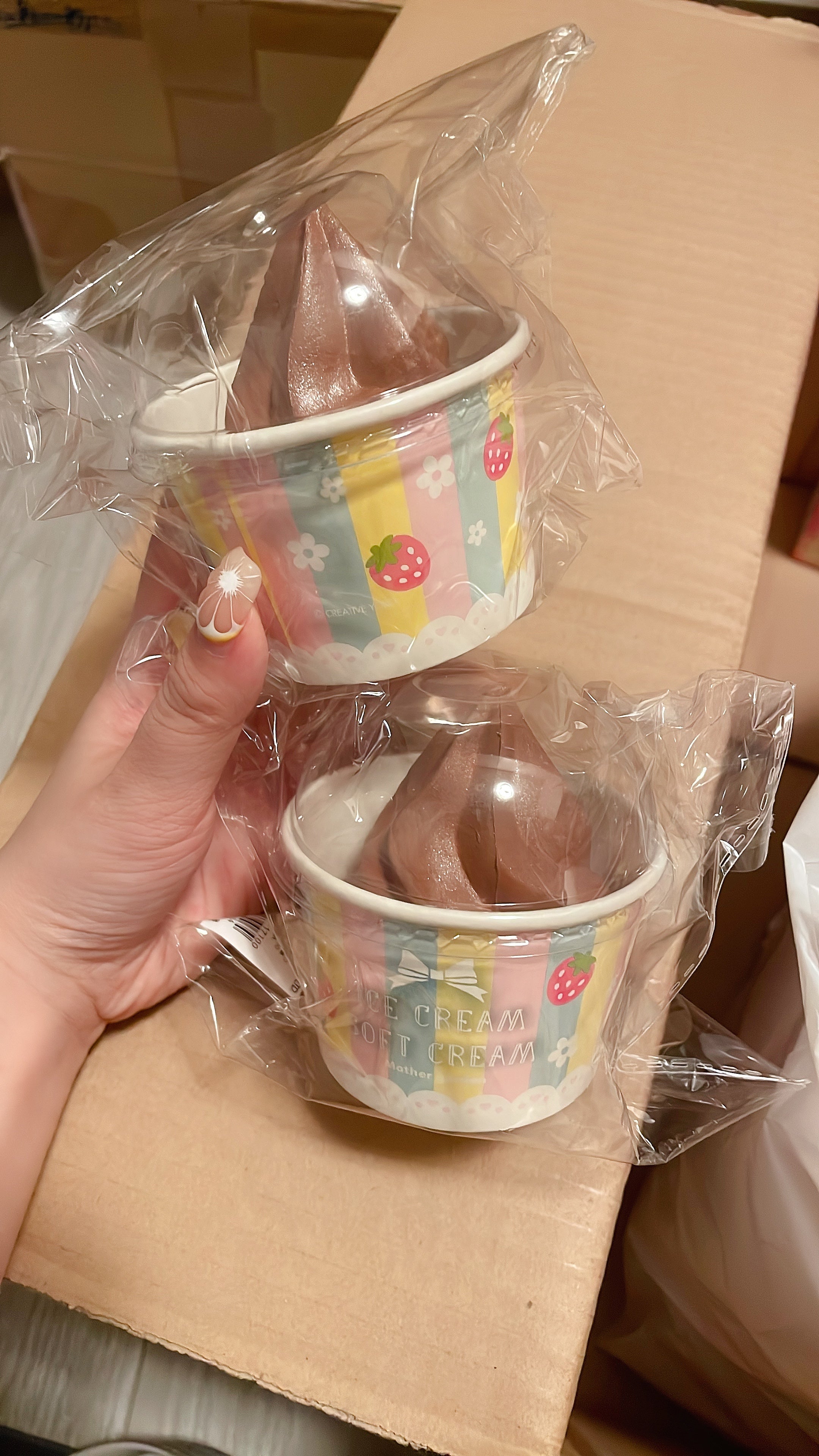 Mother garden ice cream cup squishy